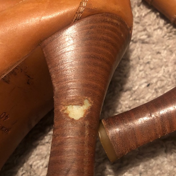 Authentic Dolce & Gabanna tan leather boots - Picture 7 of 7